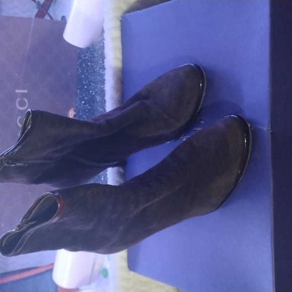 Stuart Weitzman Lithe Cola Suede Ankle Boots Size 38.5 - Picture 8 of 10
